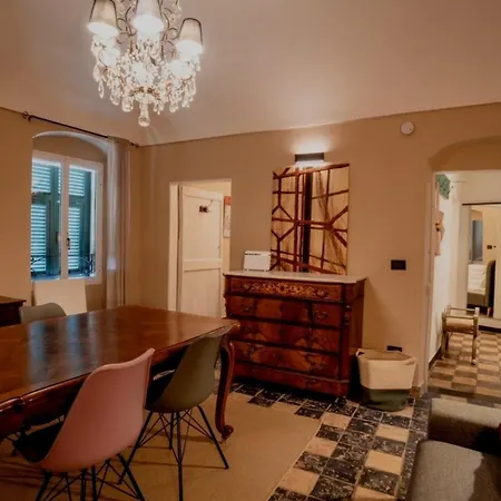 Place To Be Apartment Imperia